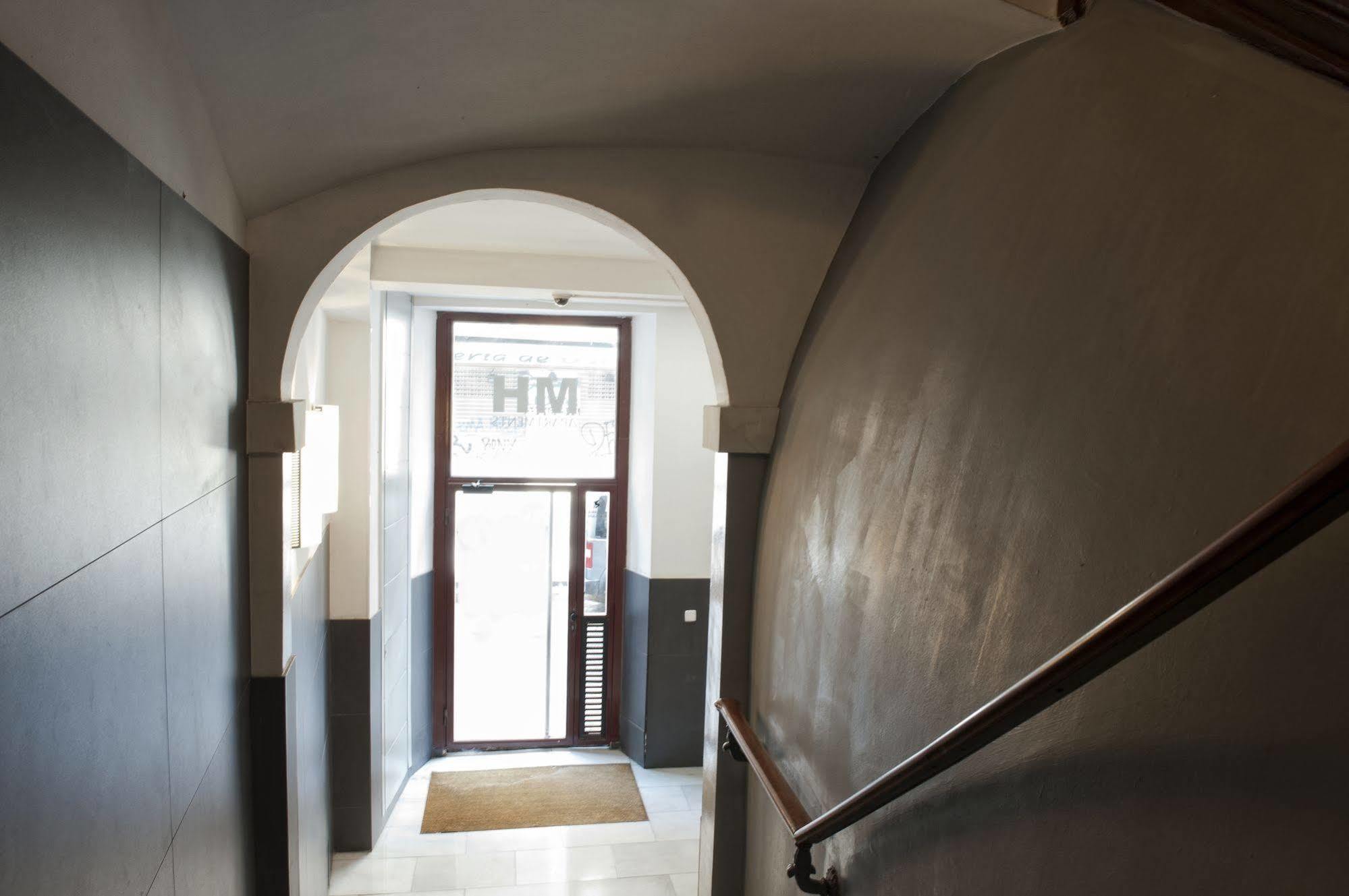 Mh Apartments Liceo Barcelona Kültér fotó