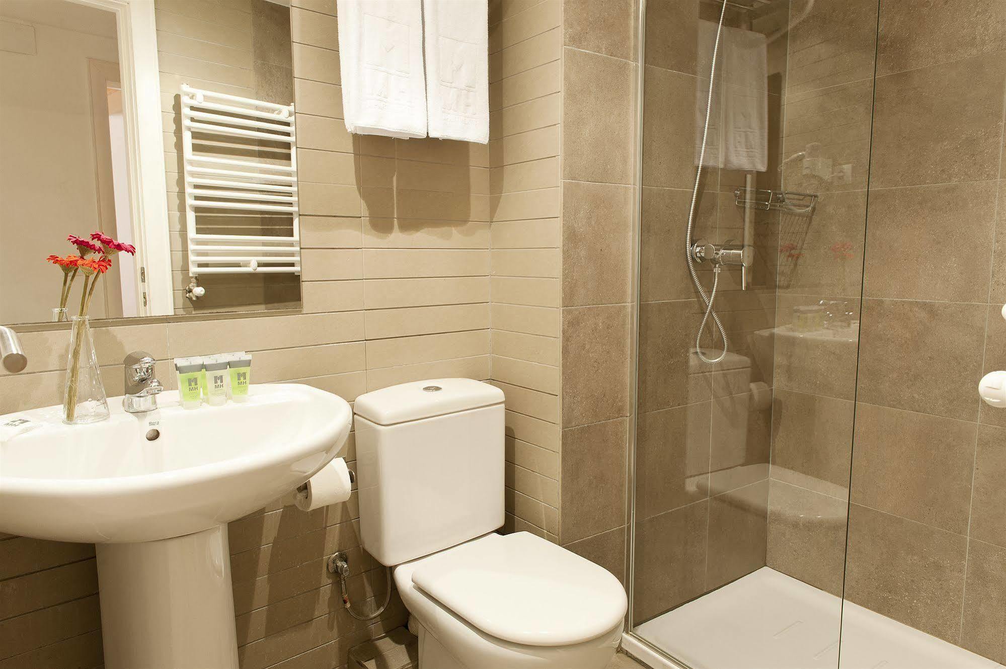 Mh Apartments Liceo Barcelona Kültér fotó