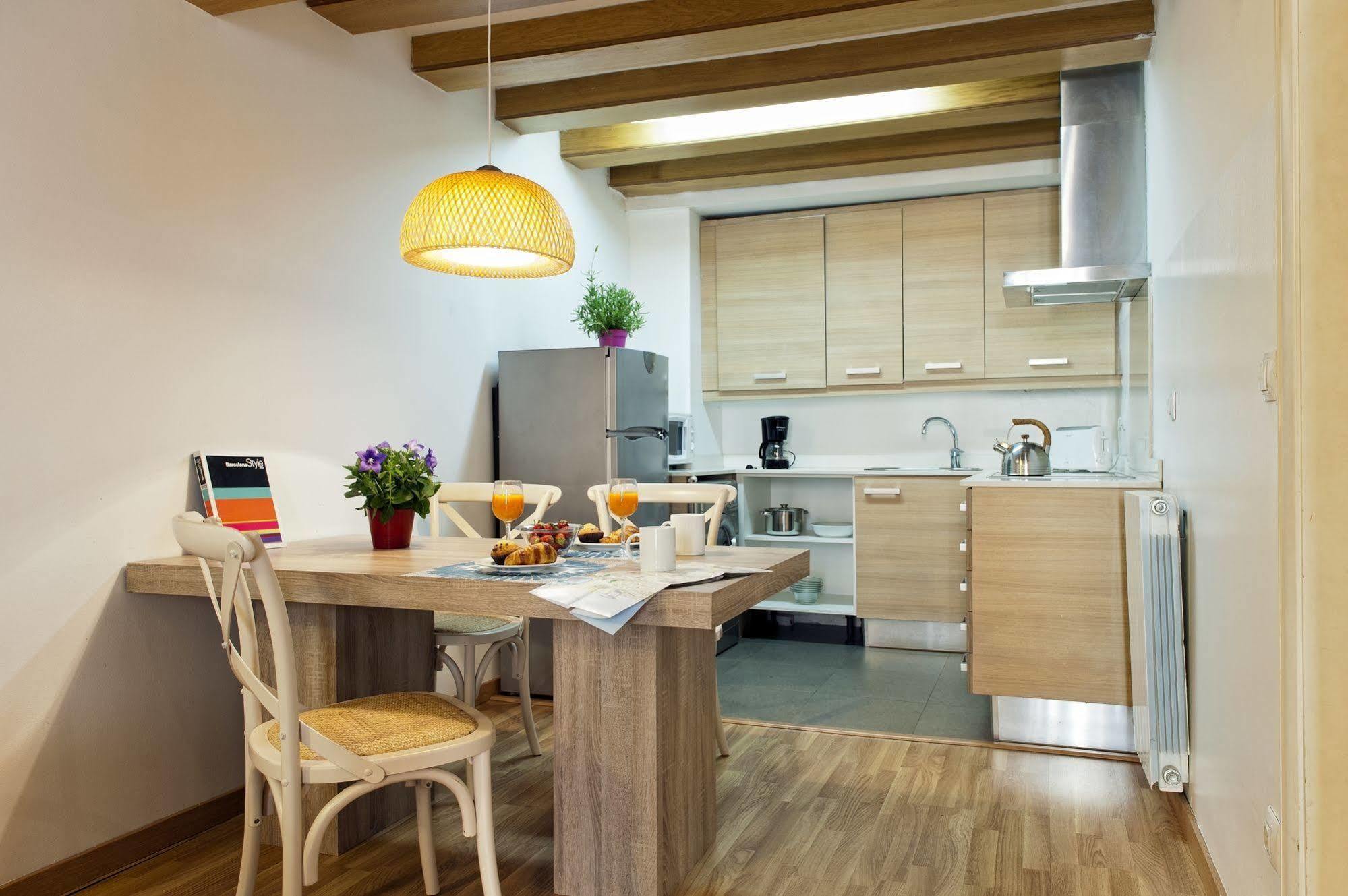Mh Apartments Liceo Barcelona Kültér fotó