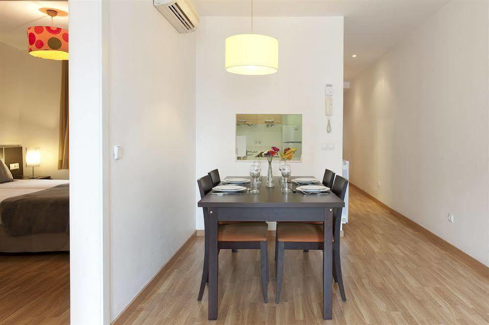 Mh Apartments Liceo Barcelona Kültér fotó