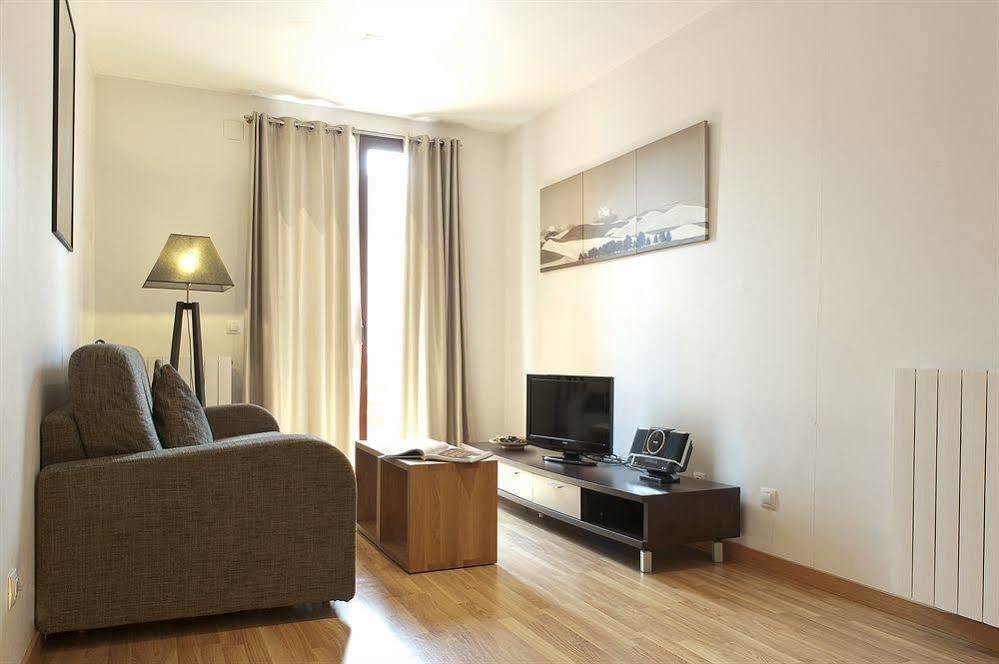 Mh Apartments Liceo Barcelona Kültér fotó